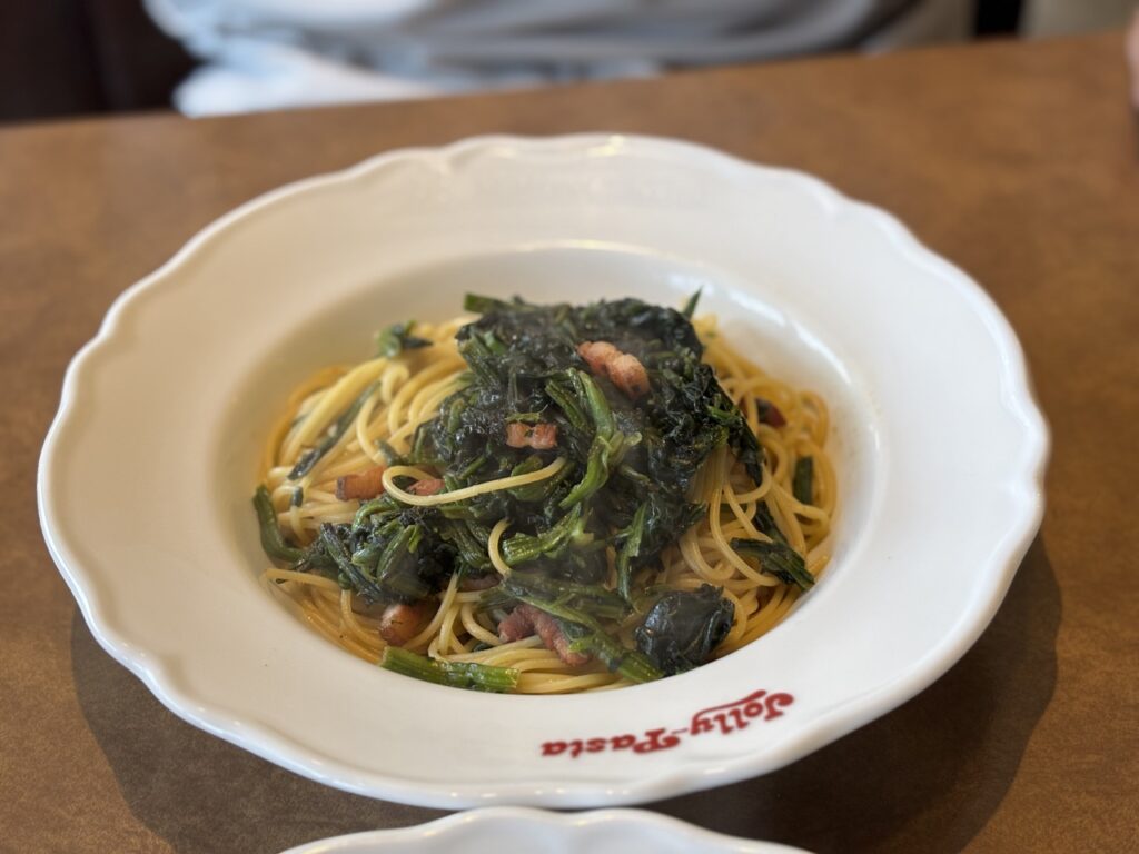 ジョリーパスタ　平日ランチメニューIMG_2227（大）バター醤油パスタ